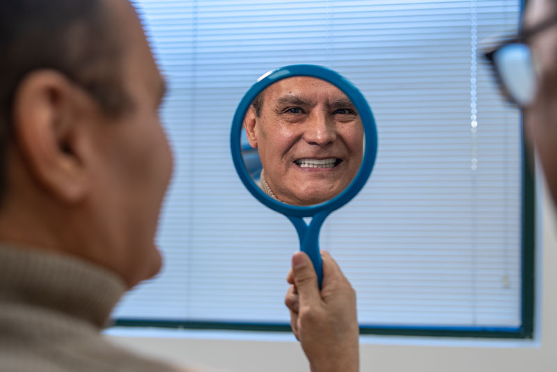 gustavo smiles